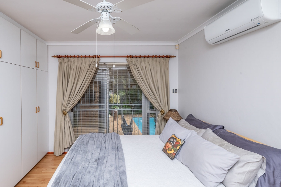 5 Bedroom Property for Sale in Protea Heights Western Cape